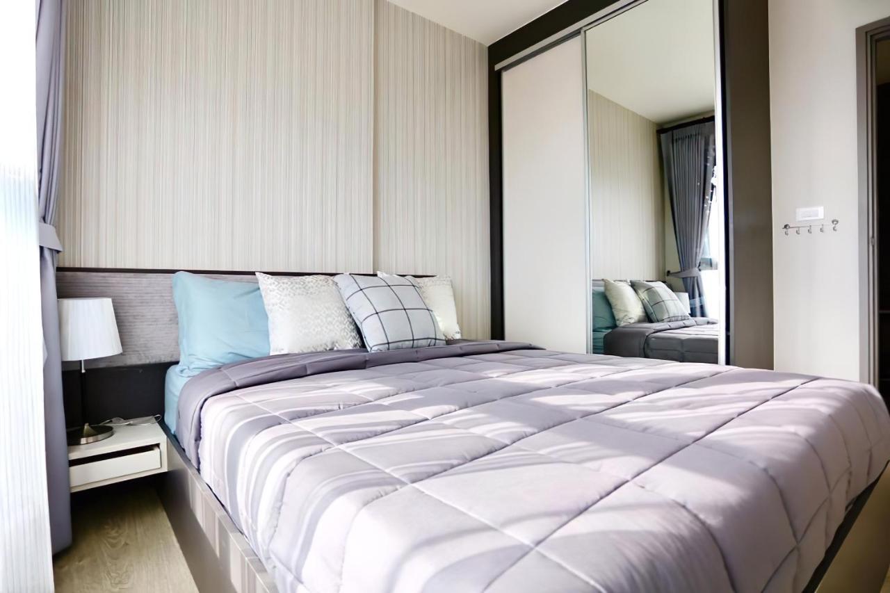 Apartment Pattaya, Pool With 360 View Of And Location *